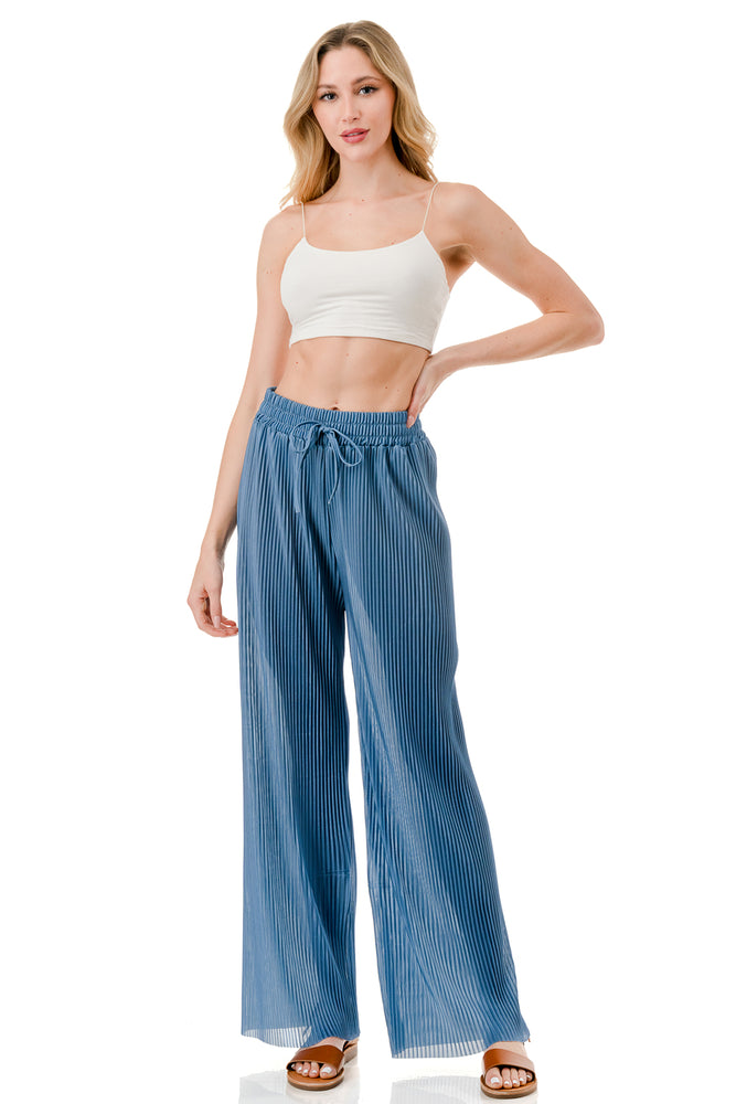 WOMEN'S STRETCH PLEATED PANTS: Solid