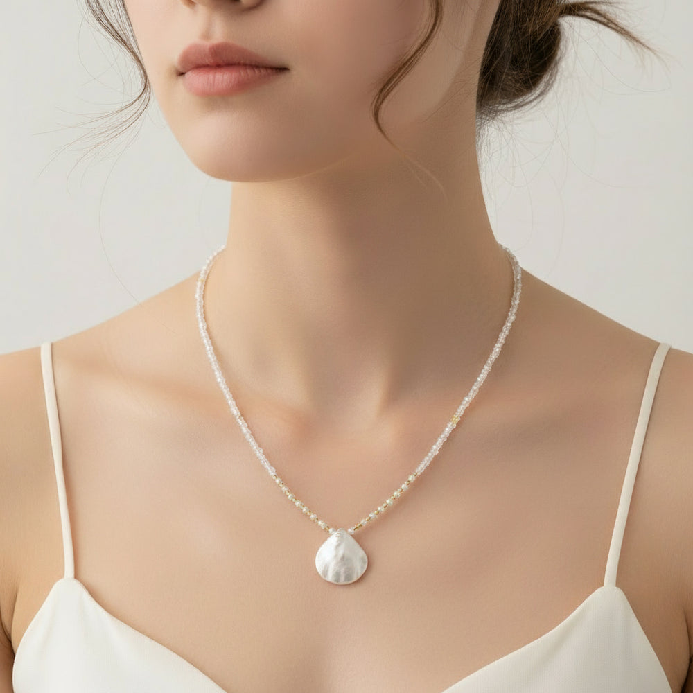 NECKLACE: Mother Of Pearl